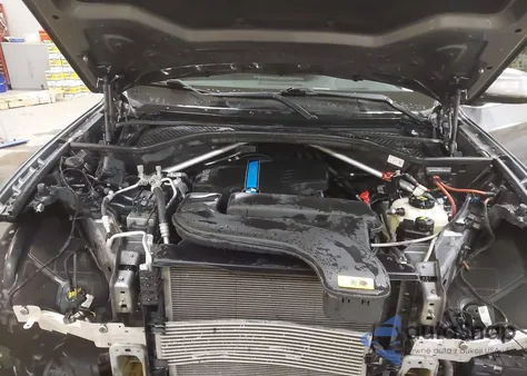 2018 BMW X5 Edrive xDrive40E Iperformance из США, поврежденный, VIN 5UXKT0C50J0W01187